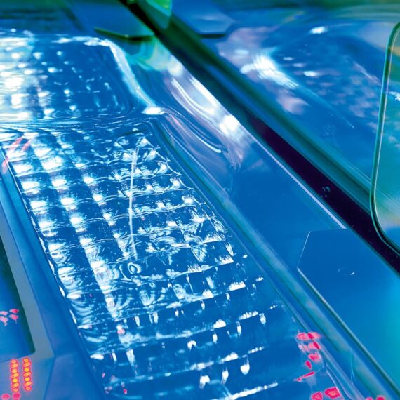 Luxura-Vegaz-9200-profesionalni-solarij-mikro-hr-oprema-kozmeticke-salone-profesionalni-solariji-zagreb-hapro-luxura_0 (14)