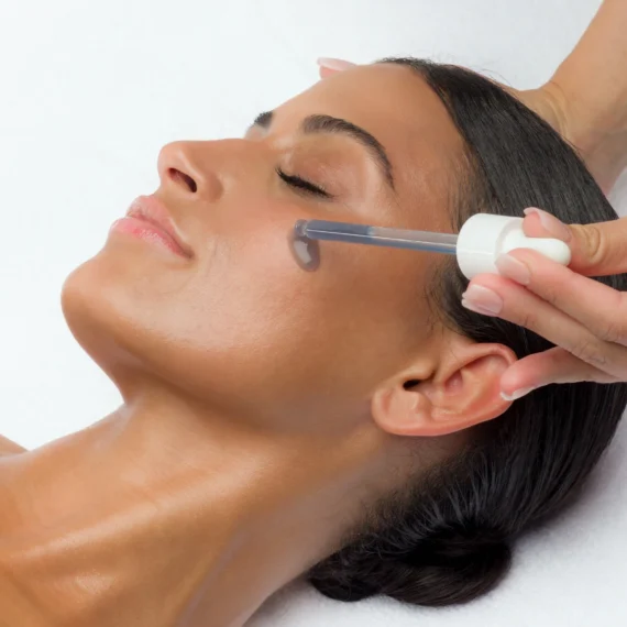 Hyaluronic Repair Serum-mikrohr- (4)
